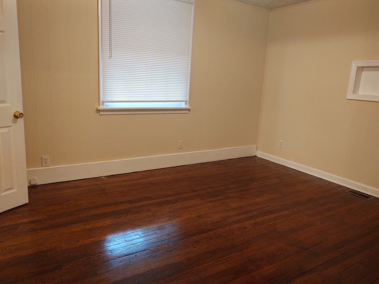 3207 Scott St #A - Photo 5 of 12