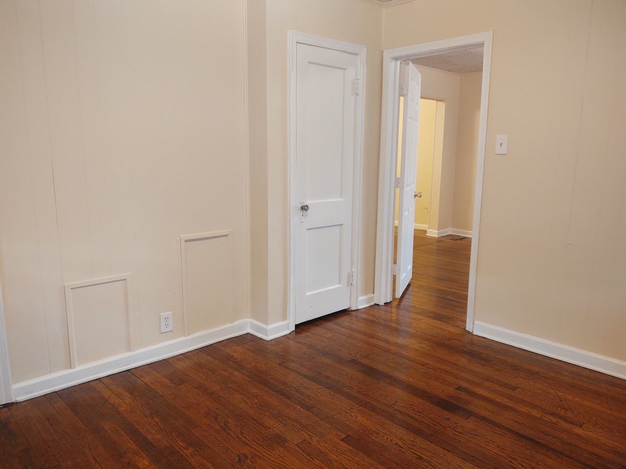 3207 Scott St #A - Photo 6 of 12