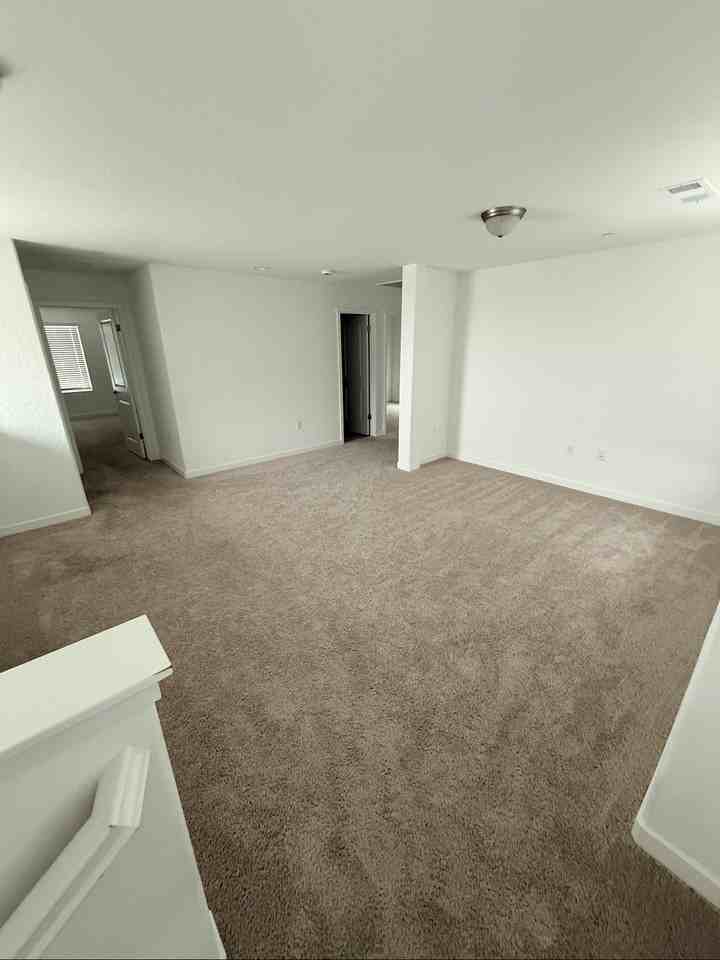 392 Talus Way S #NA - Photo 4 of 8