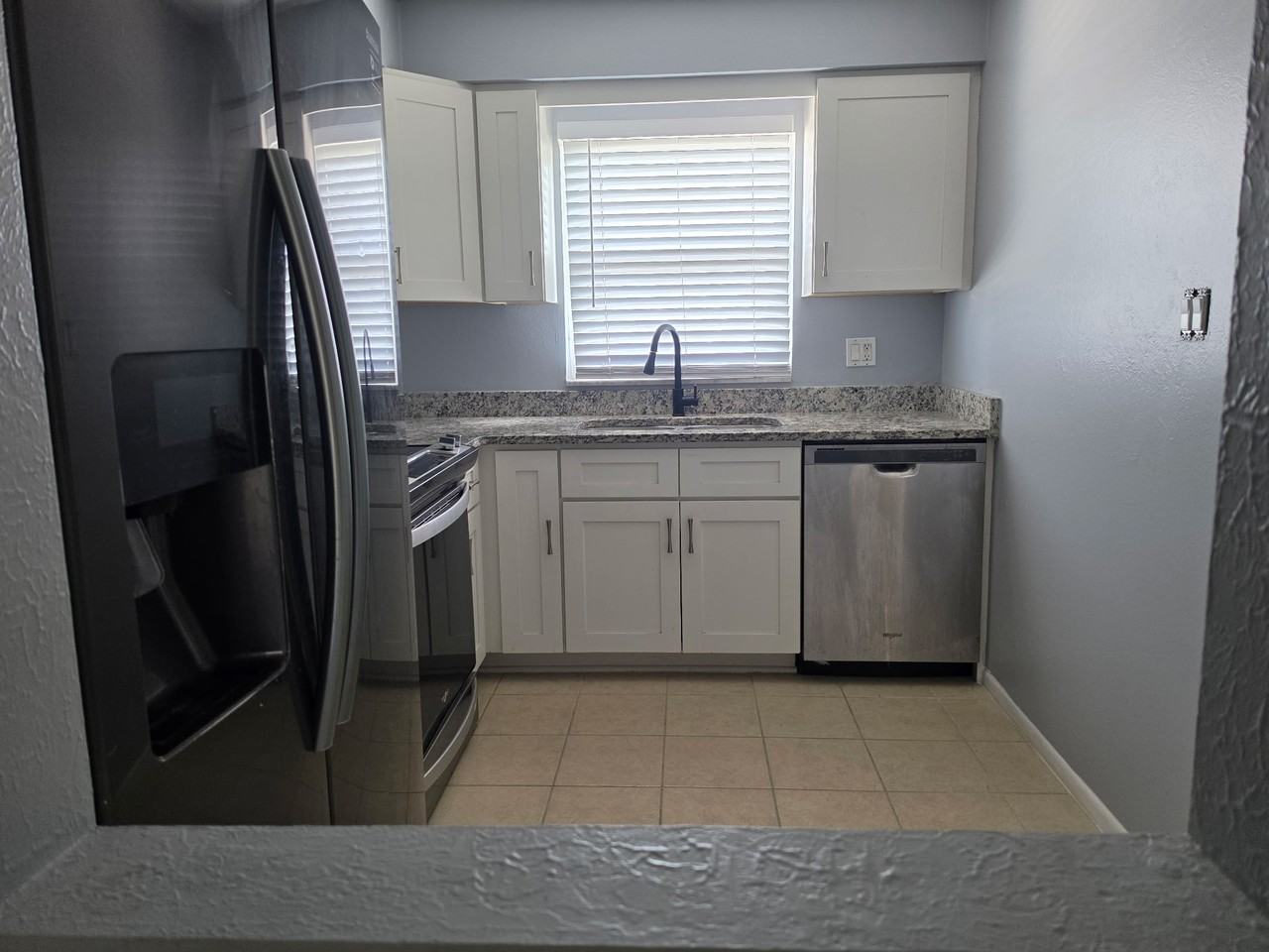 3116 Harbor Blvd #4B - Photo 3 of 6