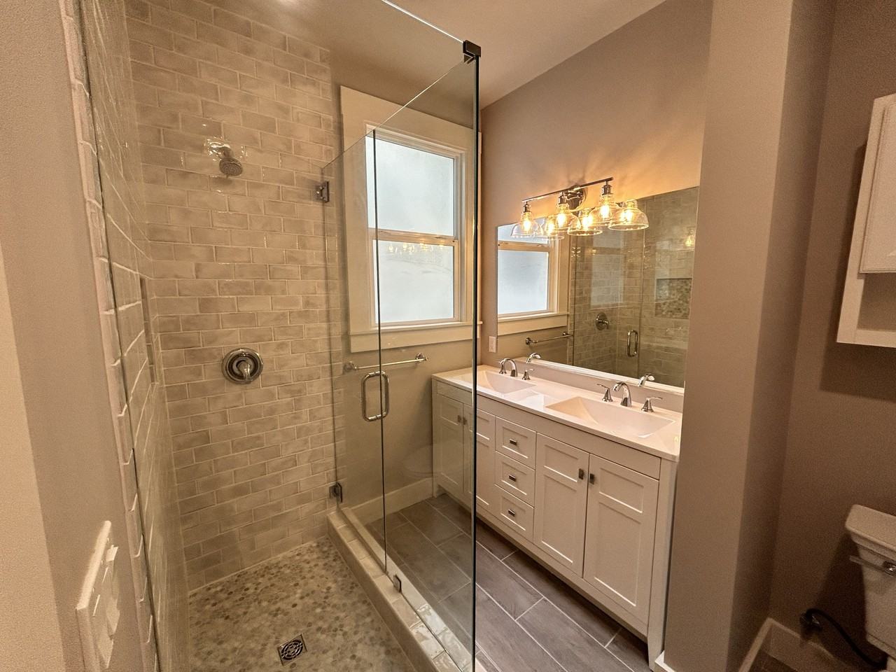 1230 Green St #A - Photo 7 of 10