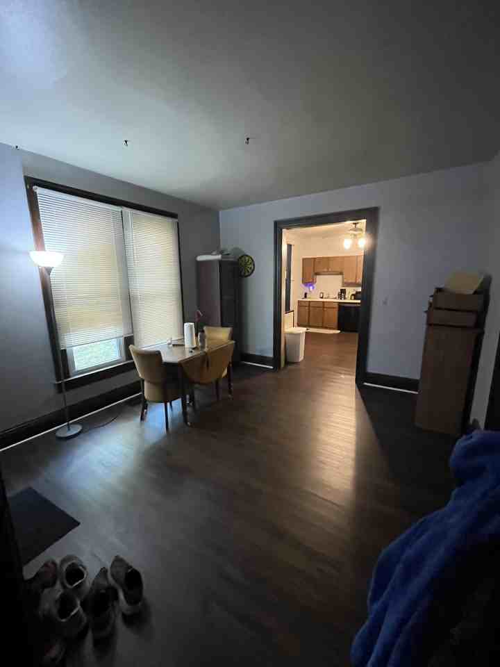 1331 S Jackson St #A - Photo 4 of 15