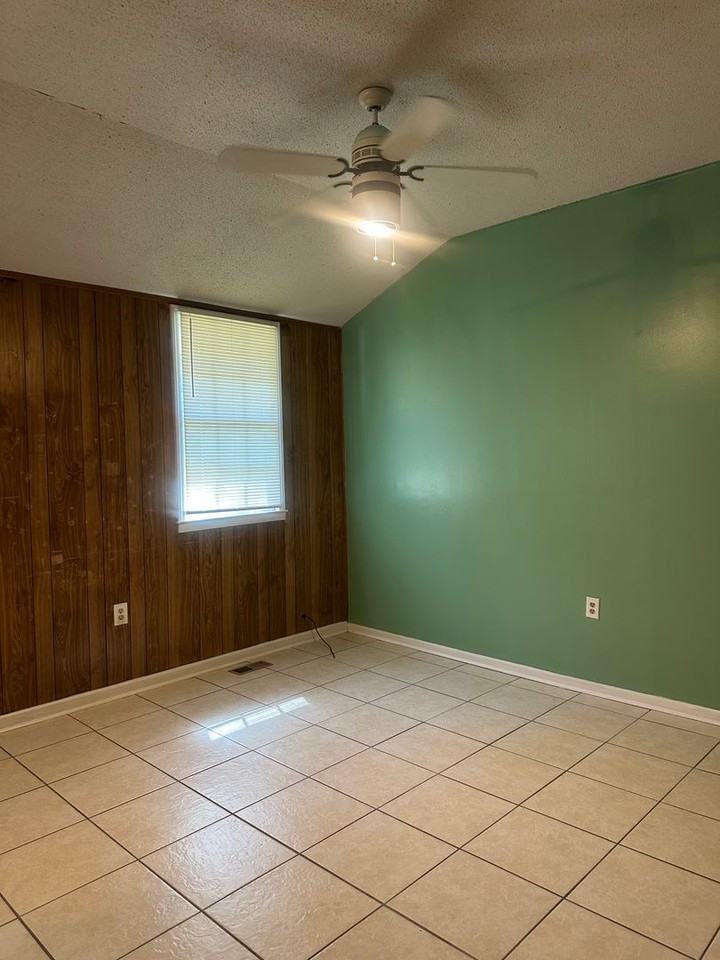 1906 Lorick St - Photo 3 of 6