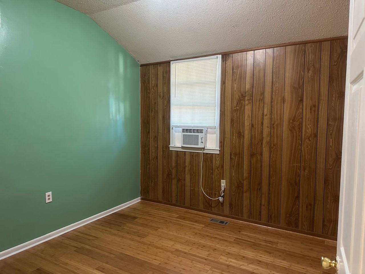 1906 Lorick St - Photo 4 of 6