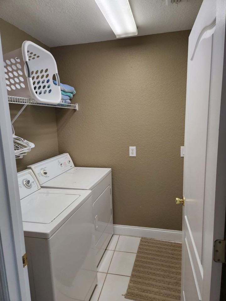 1750 N Hampton Dr #NA - Photo 4 of 15