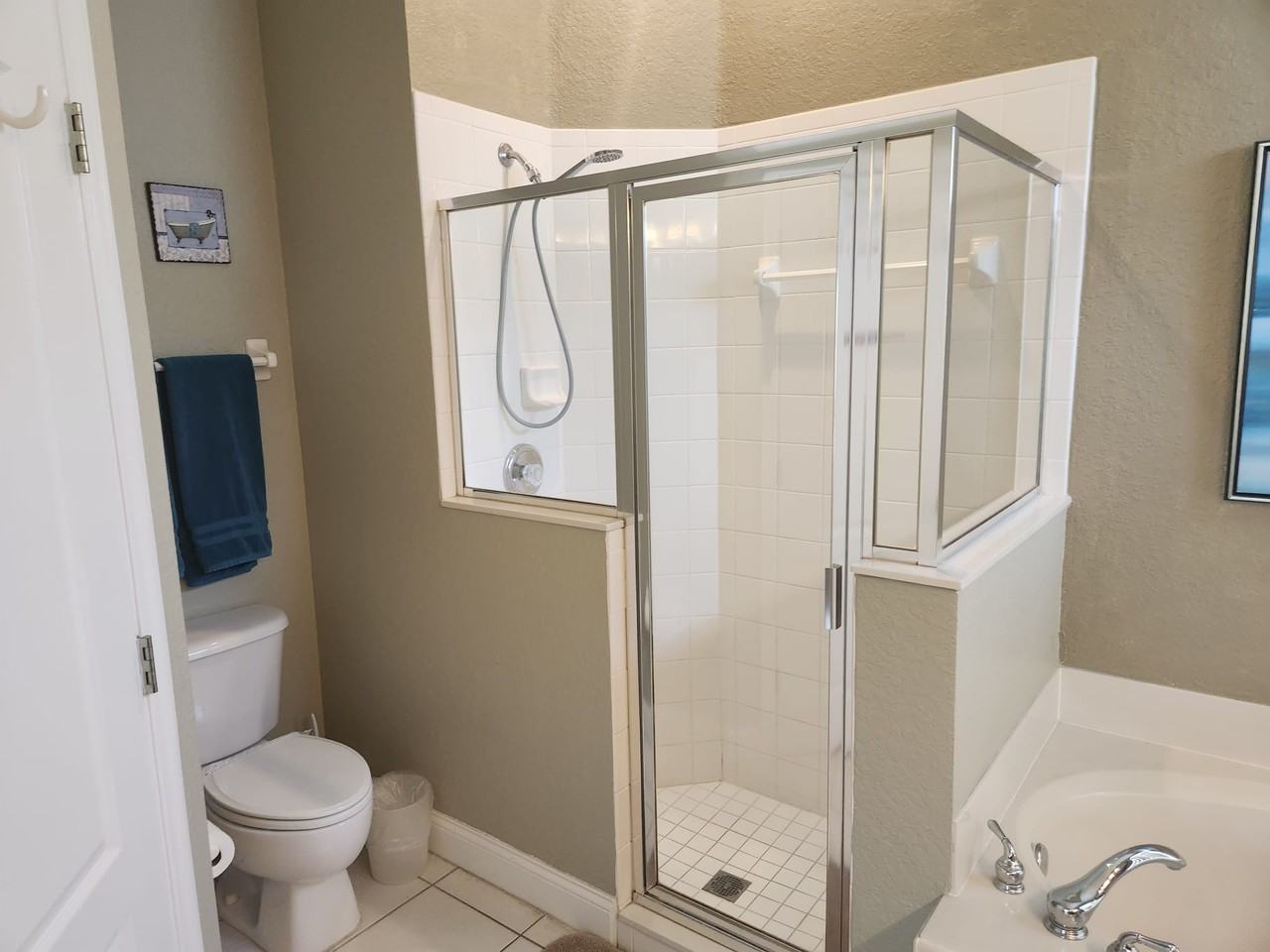 1750 N Hampton Dr #NA - Photo 7 of 15