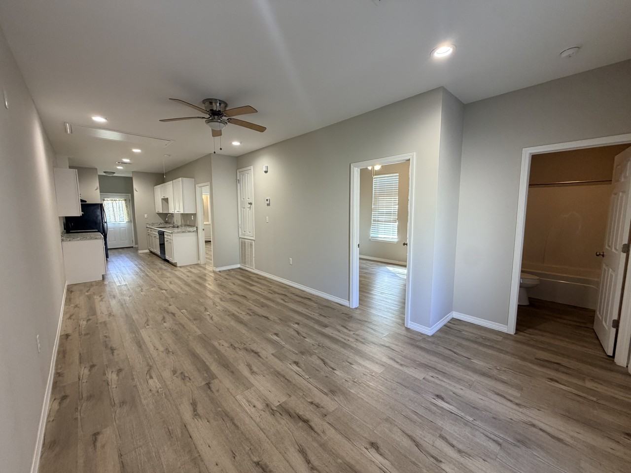 15548 Quail Creek Cv #B - Photo 2 of 14