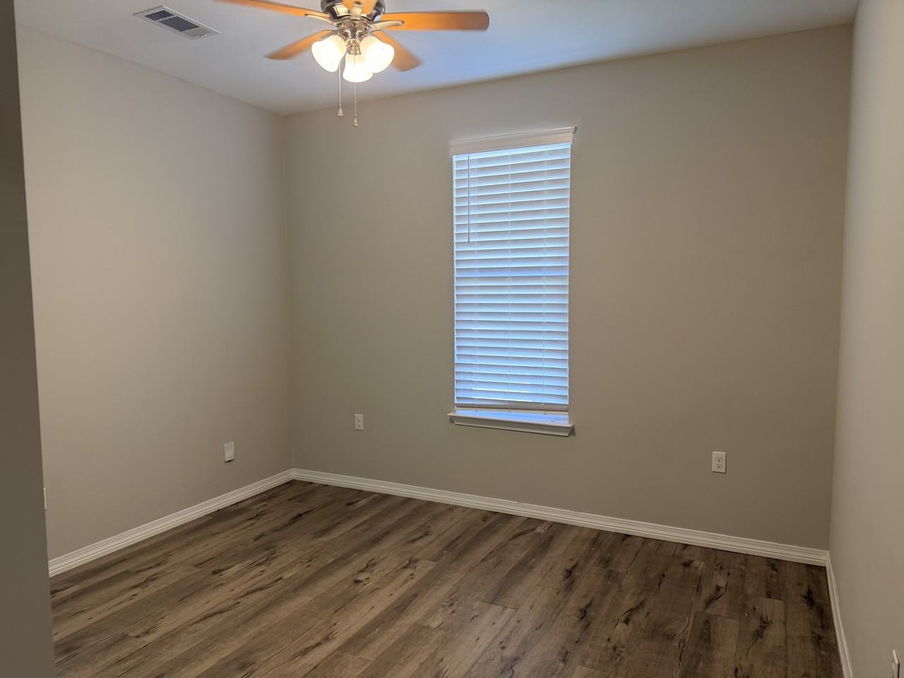 15548 Quail Creek Cv #B - Photo 4 of 14