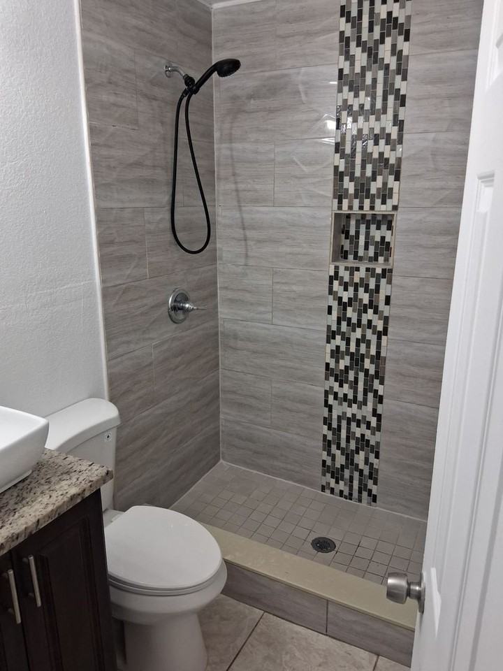 7921 Dahlia Ave - Photo 7 of 10