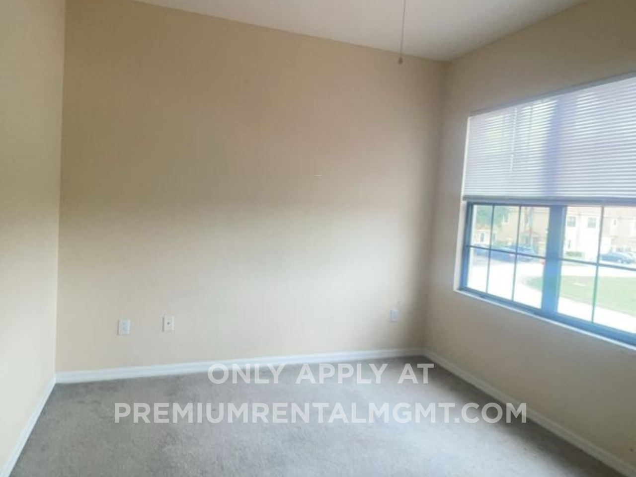 1258 Clove Dr - Photo 3 of 21