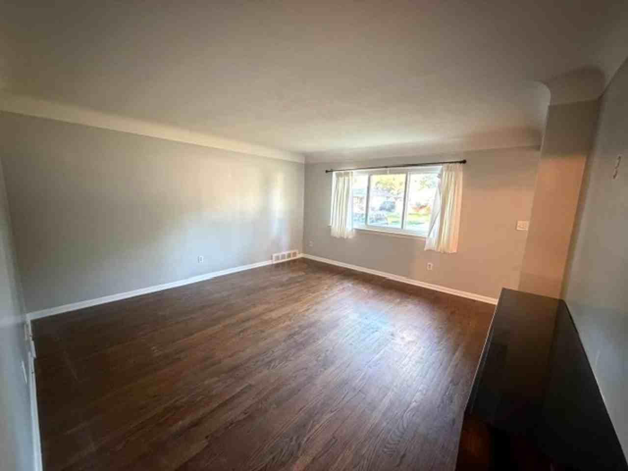 4512 Raymond Ave - Photo 4 of 19