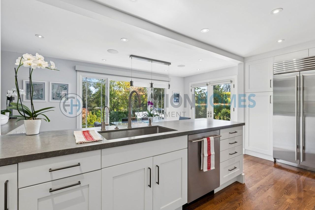 62 Manderly Rd - Photo 6 of 27