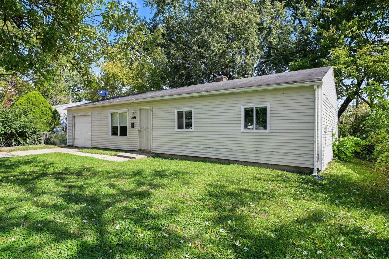 3936 Flynn St - Photo 3 of 27