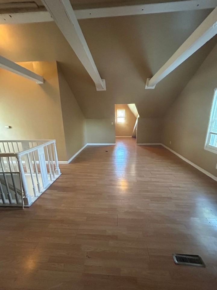 12210 Whitehill St - Photo 5 of 18