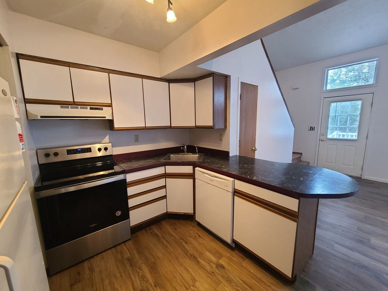 127 Springbrook St - Photo 6 of 18