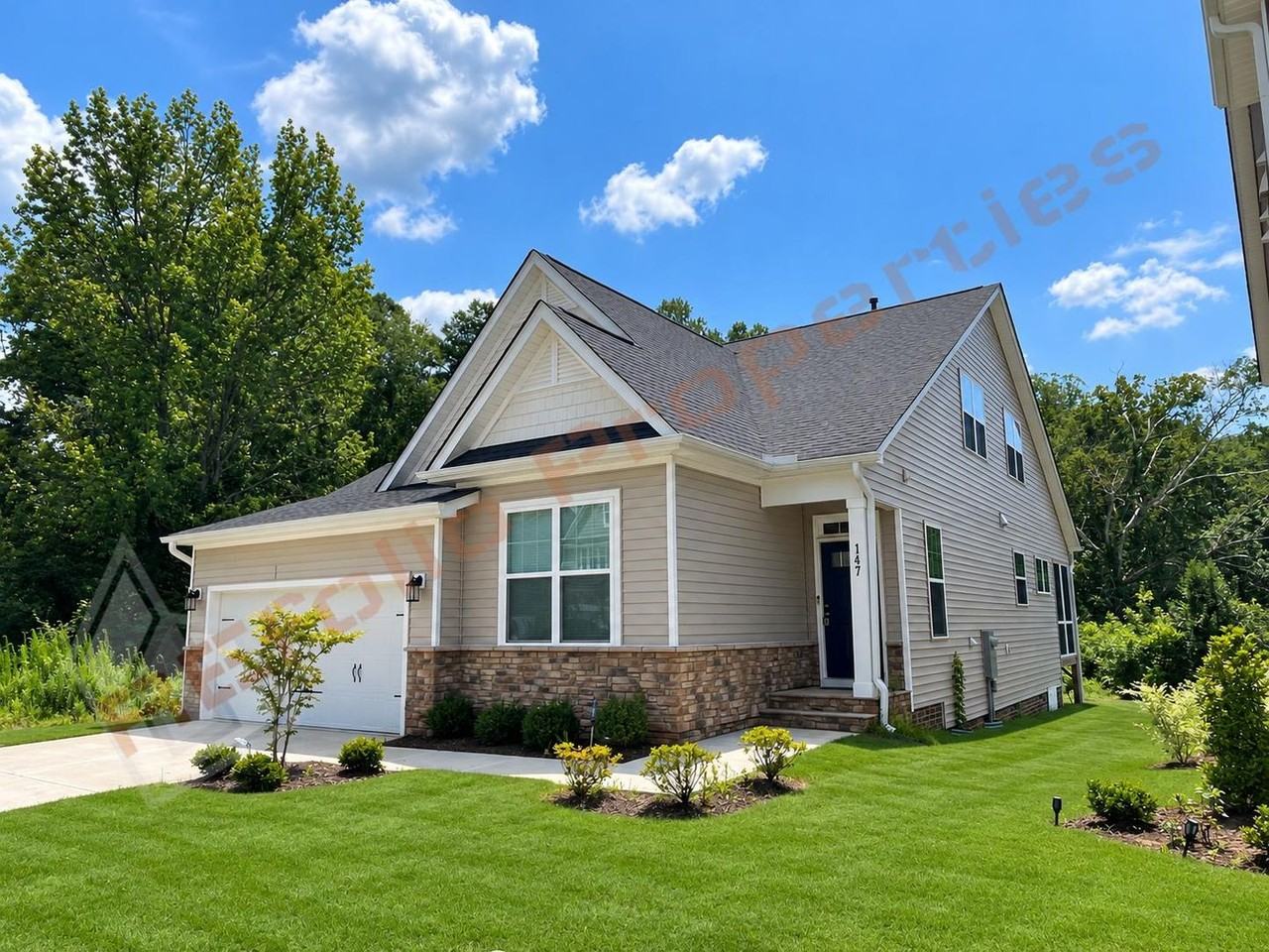 147 Thrower Ln - Photo 2 of 34