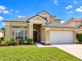 featured image of 715 Riggs Cir