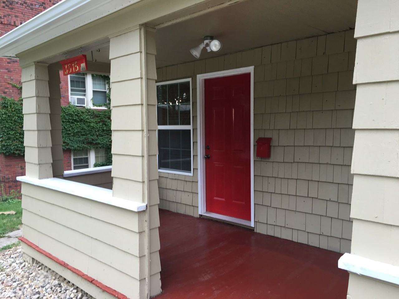 3515 Jones St - Photo 3 of 26