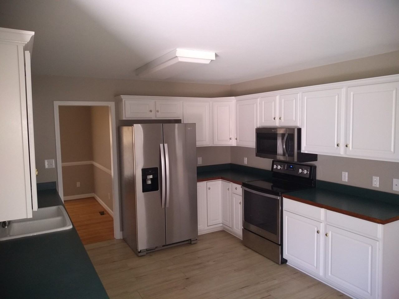 156 Charleston Ridge Dr - Photo 2 of 14