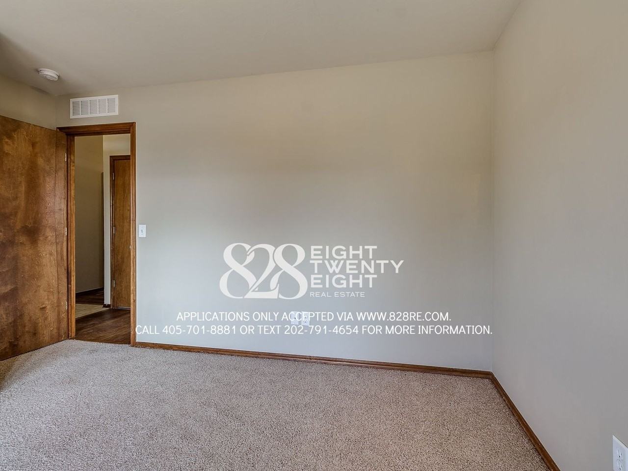 2809 Nw 183rd St - Photo 7 of 35