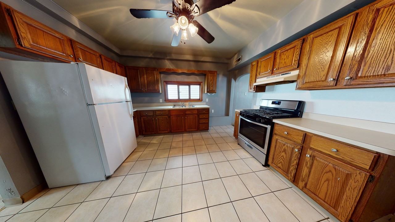 103 Orchard St - Photo 6 of 17