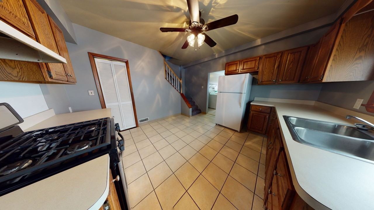 103 Orchard St - Photo 7 of 17