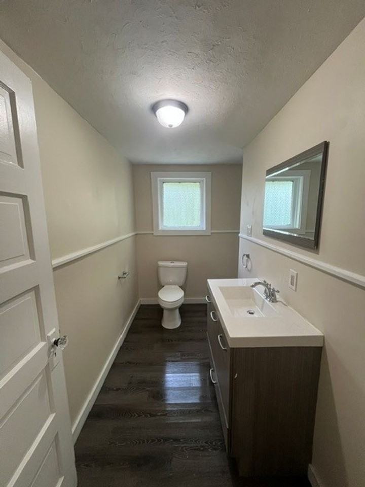 505 E Ridge St - Photo 6 of 17