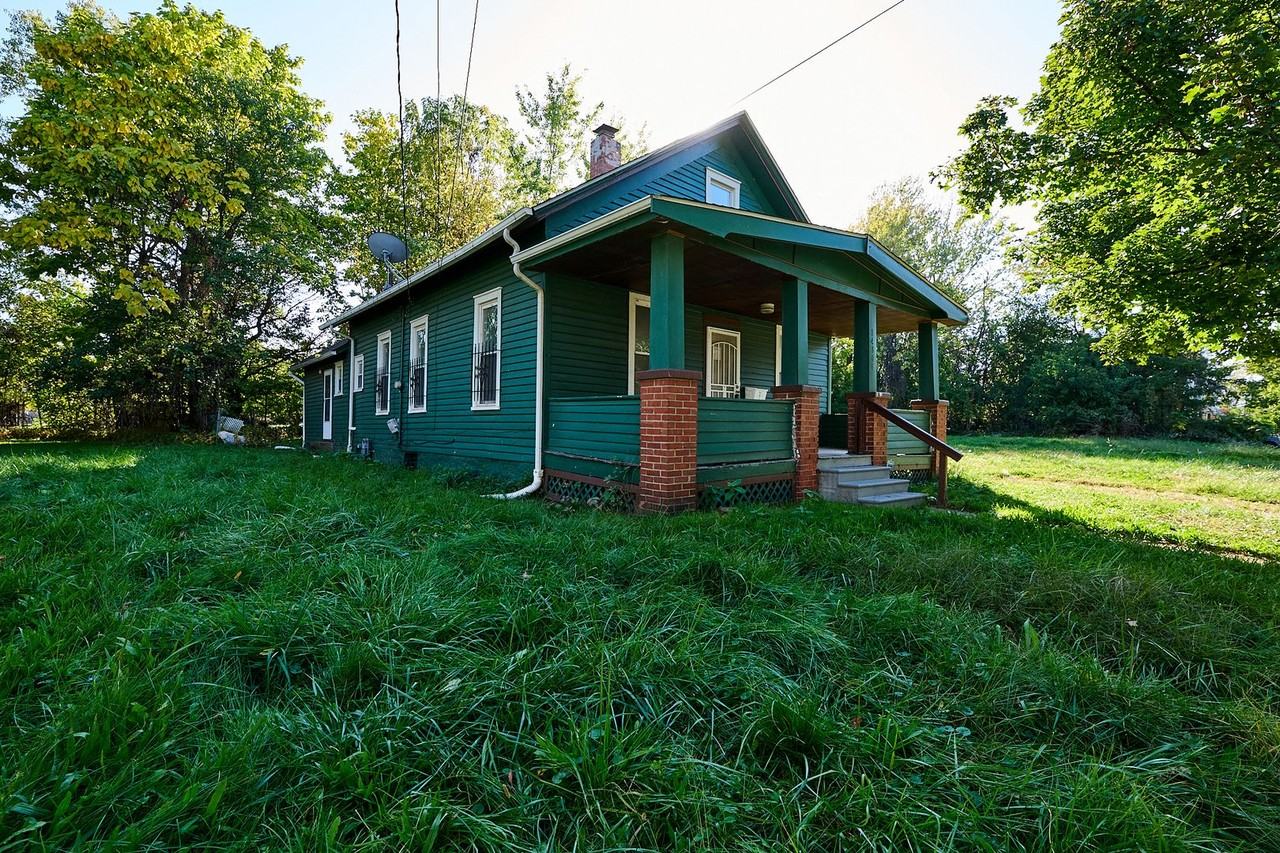 14808 Pepper Ave - Photo 2 of 23