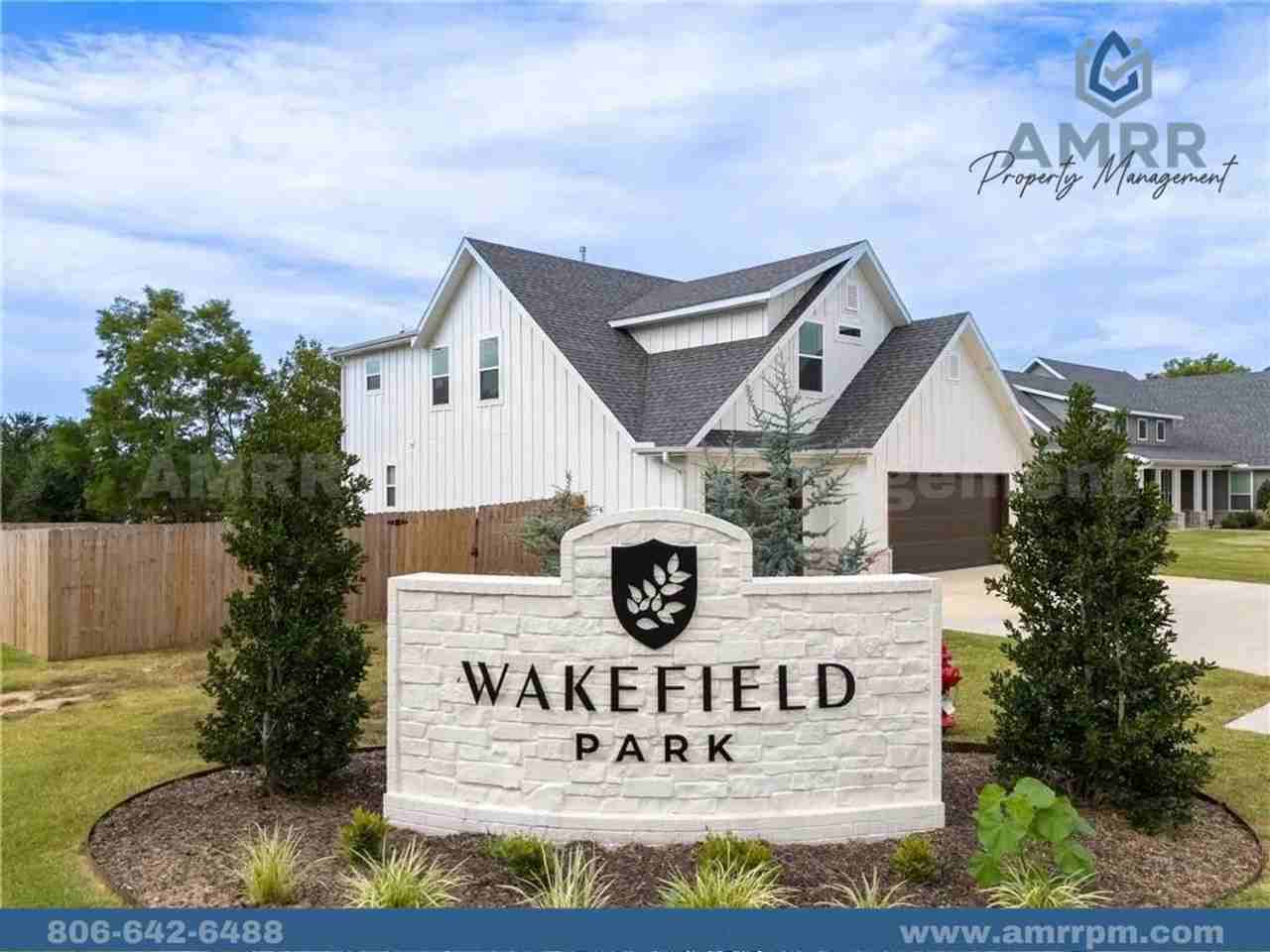 807 Mueller Way - Photo 2 of 32