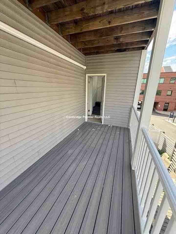 22 Westford St - Photo 6 of 8