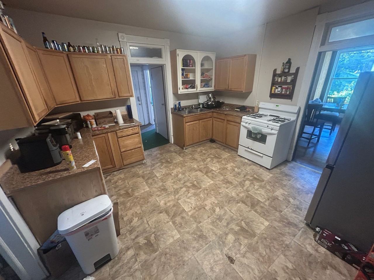 113 Cornell Ave - Photo 4 of 15
