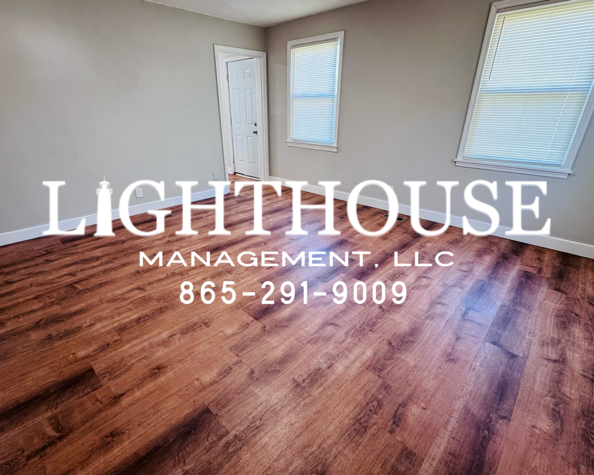 1801 Lombard Pl - Photo 2 of 13