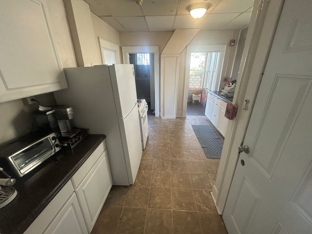 667 Price St - Photo 6 of 17