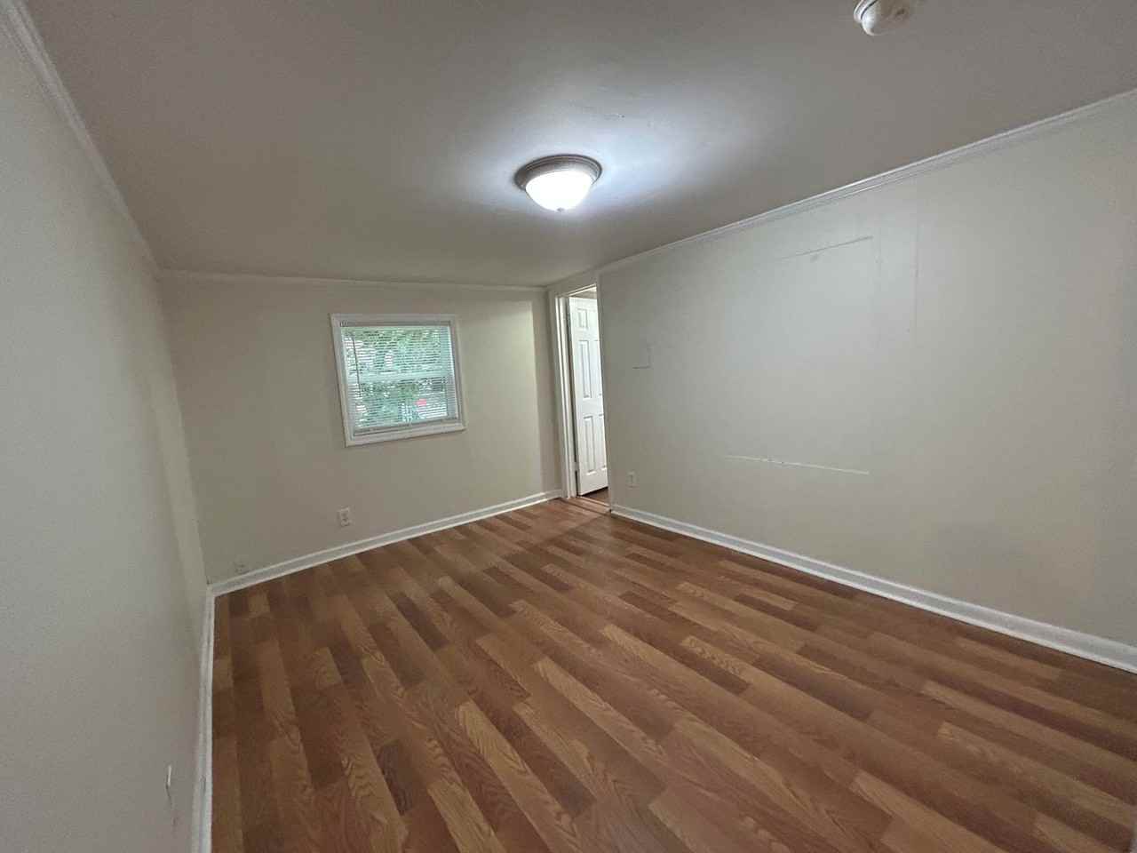 3910 Honan Dr - Photo 5 of 10