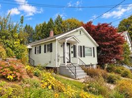 featured image of 33 Oak Grove Ave