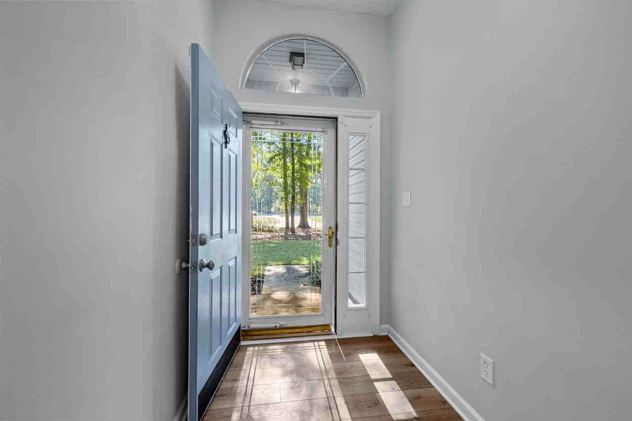 119 Coggins Corner Dr - Photo 4 of 22