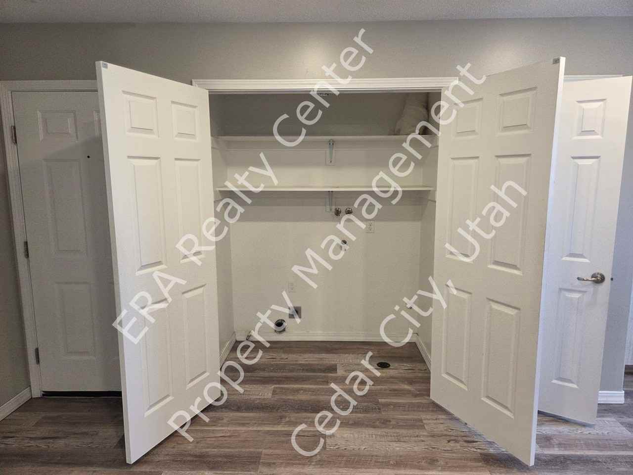 182 N 300 W - Photo 6 of 7