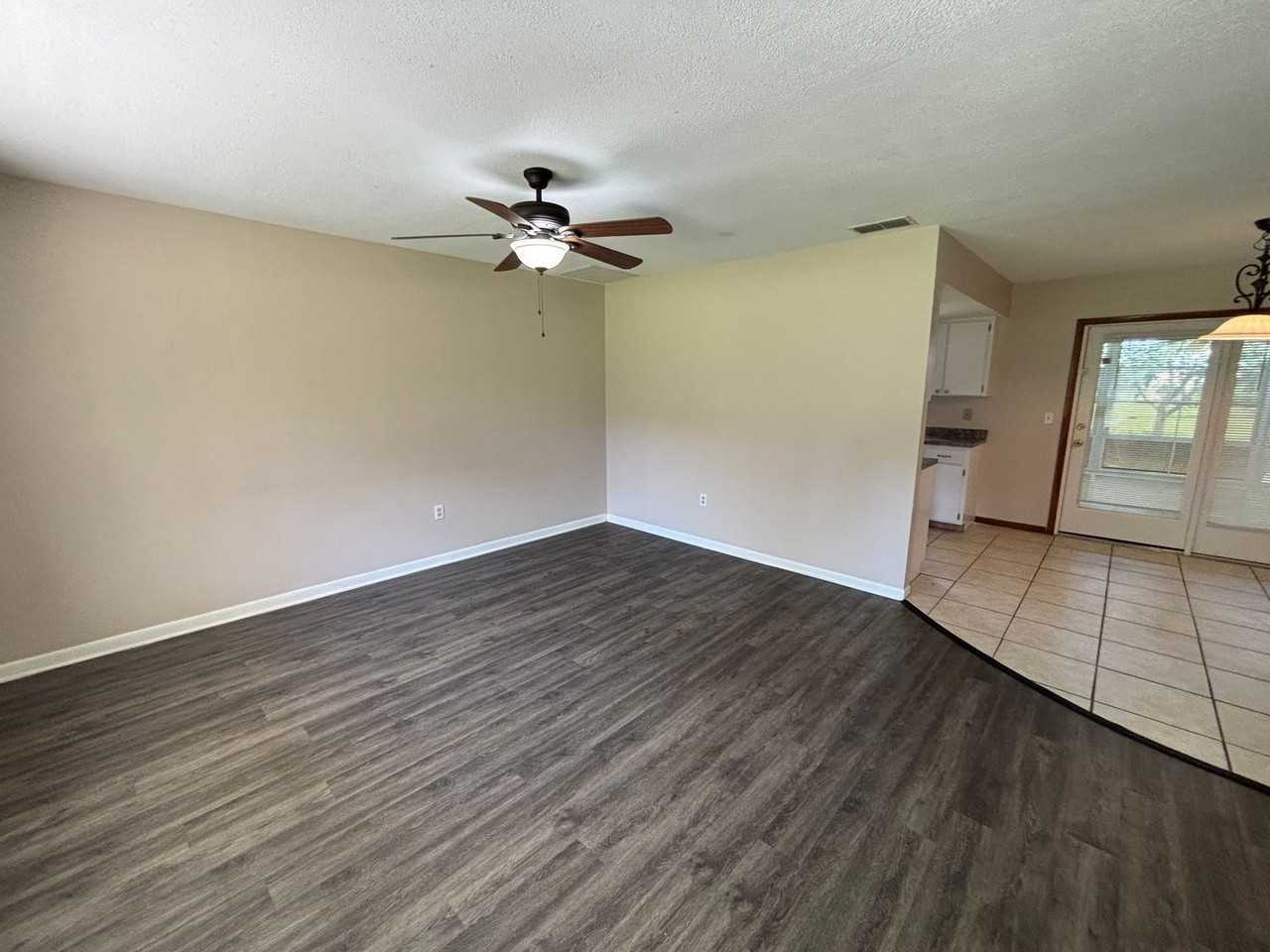 11289 Sw 79th Ter - Photo 2 of 13