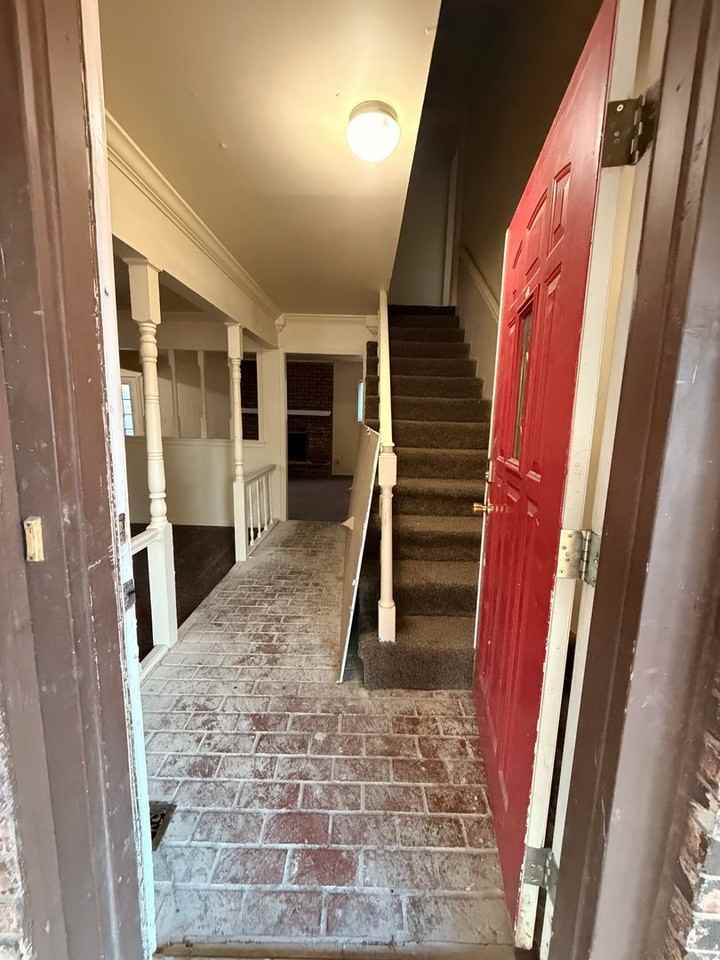 10651 E 18th Pl - Photo 2 of 33