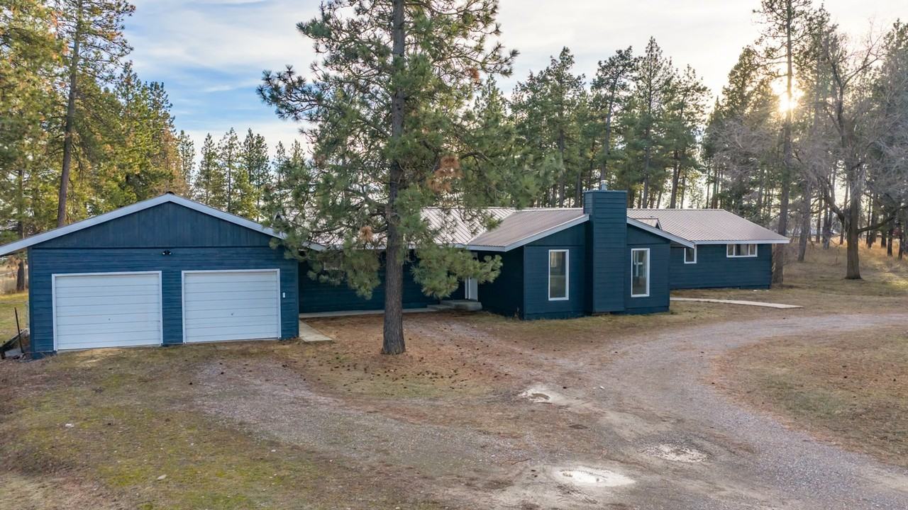 295 Jensen Rd - Photo 4 of 50