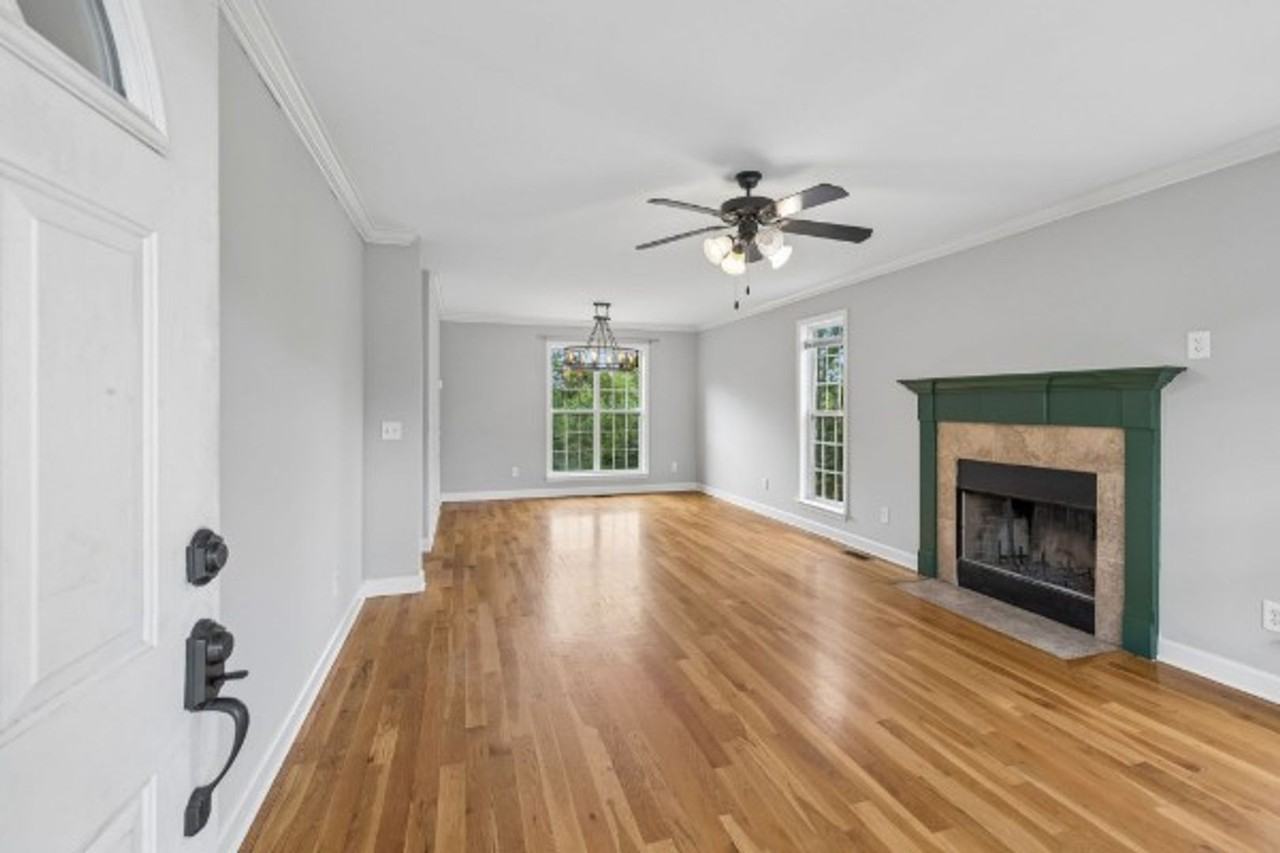 2258 Eastover Rd - Photo 5 of 43