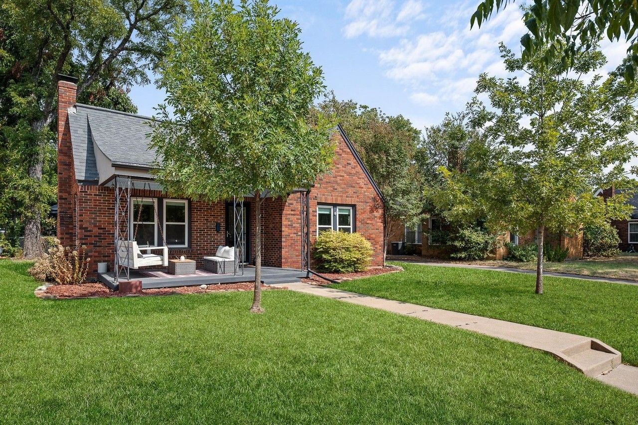 1116 Bonnie Brae Ave #A - Photo 2 of 22