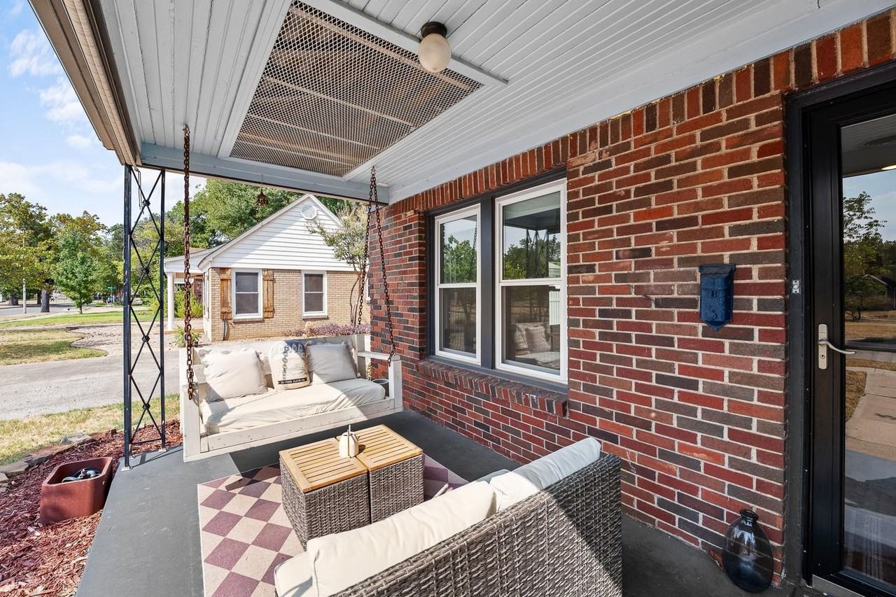 1116 Bonnie Brae Ave #A - Photo 3 of 22