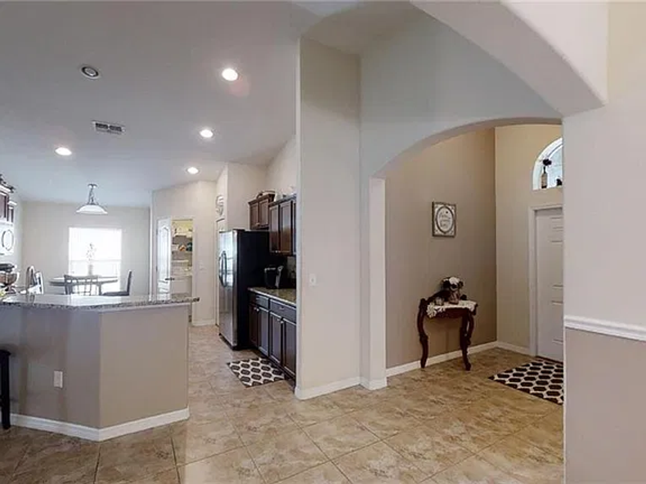 3260 Berwick Ln - Photo 3 of 14