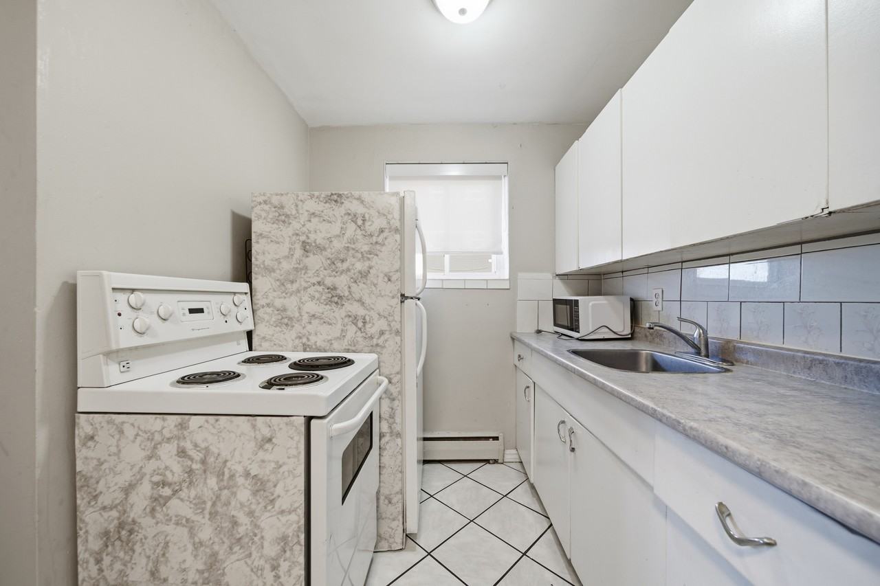 153 Godfrey Drive #1 - Photo 3 of 14