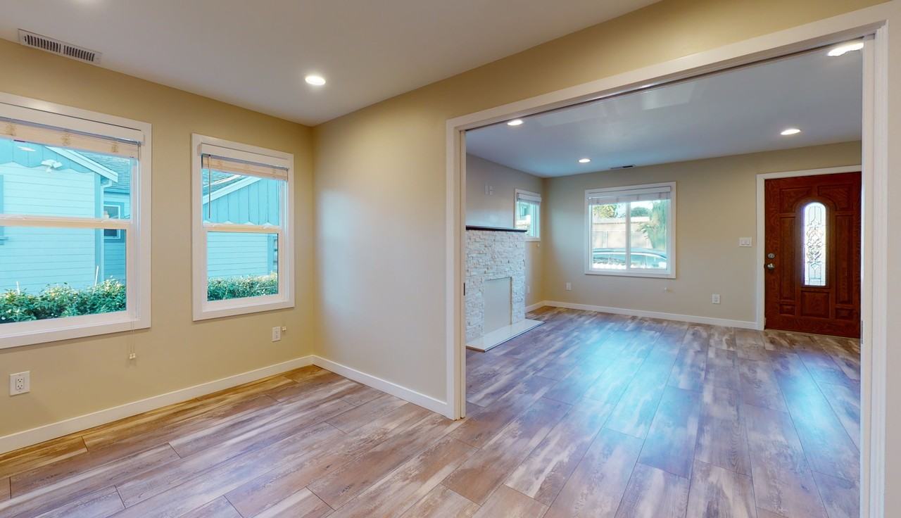 1020 Cleveland Street - Photo 5 of 38