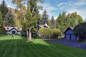 featured image of 1629 Lake Creek Rd #1