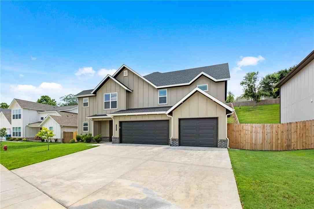1309 Bunker Dr - Photo 2 of 33