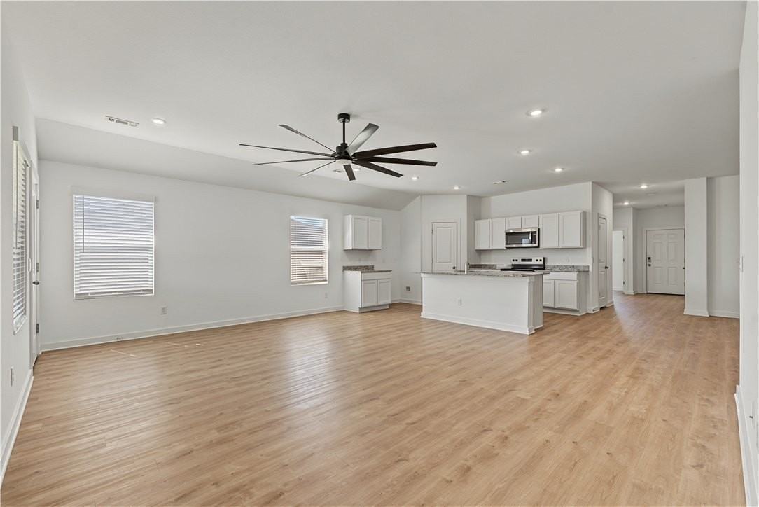 3125 N Rooster St - Photo 4 of 11