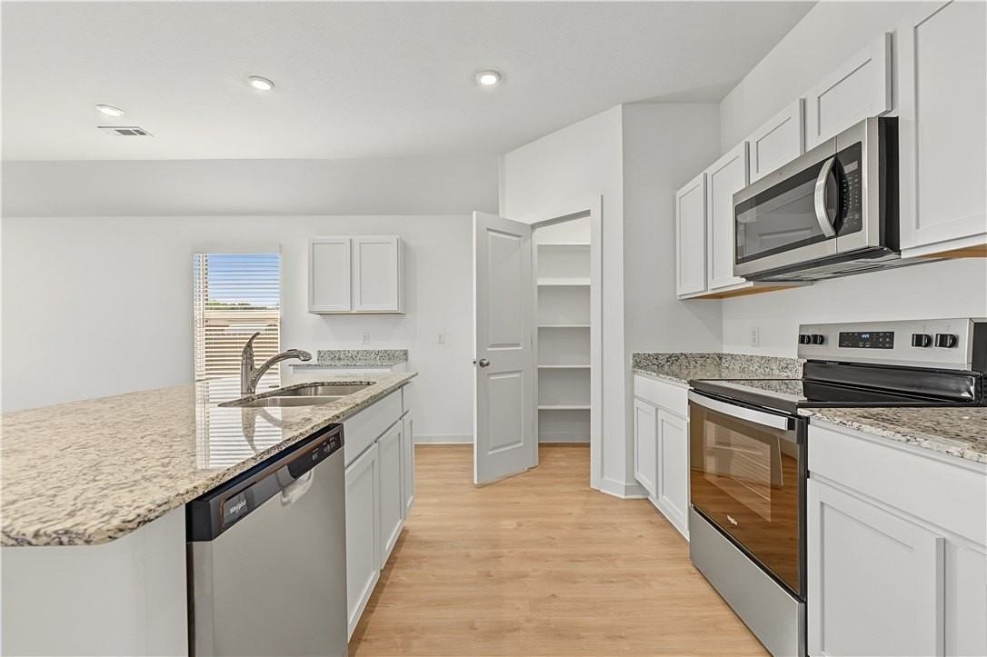 3125 N Rooster St - Photo 7 of 11